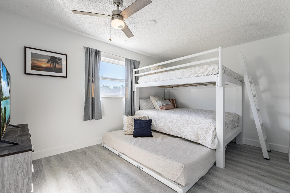 Cape Coral 556