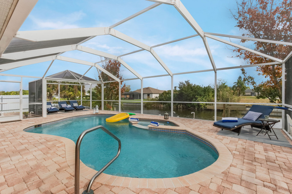 Cape Coral 555