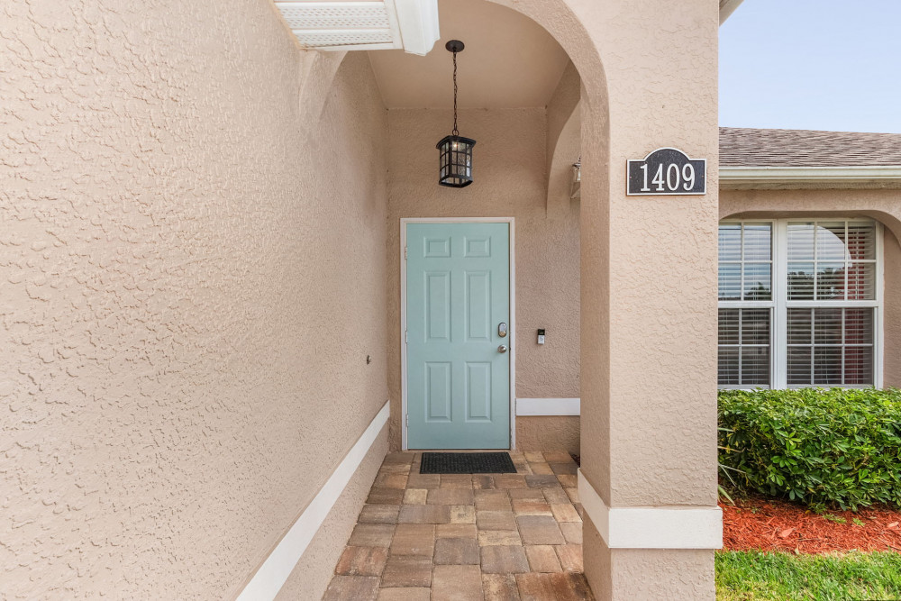 Cape Coral 555