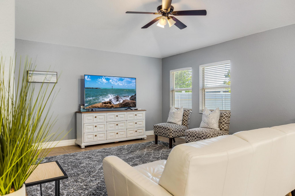 Cape Coral 573