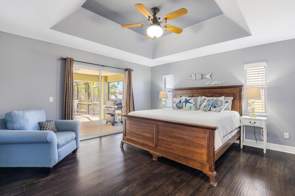 Cape Coral 573