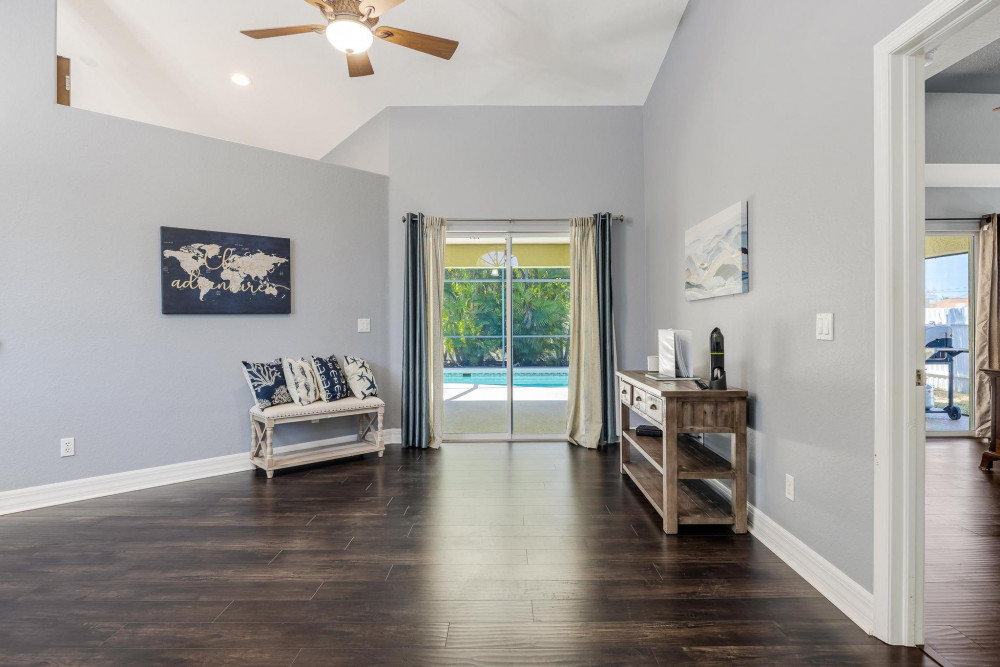 Cape Coral 573