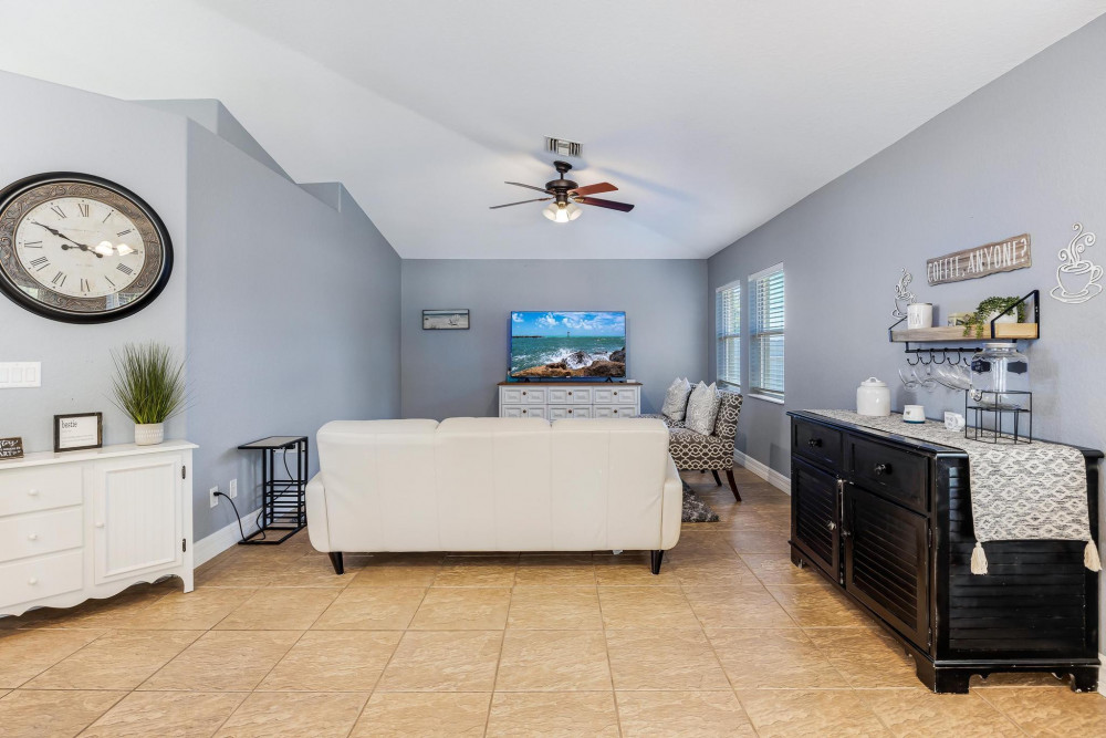 Cape Coral 573