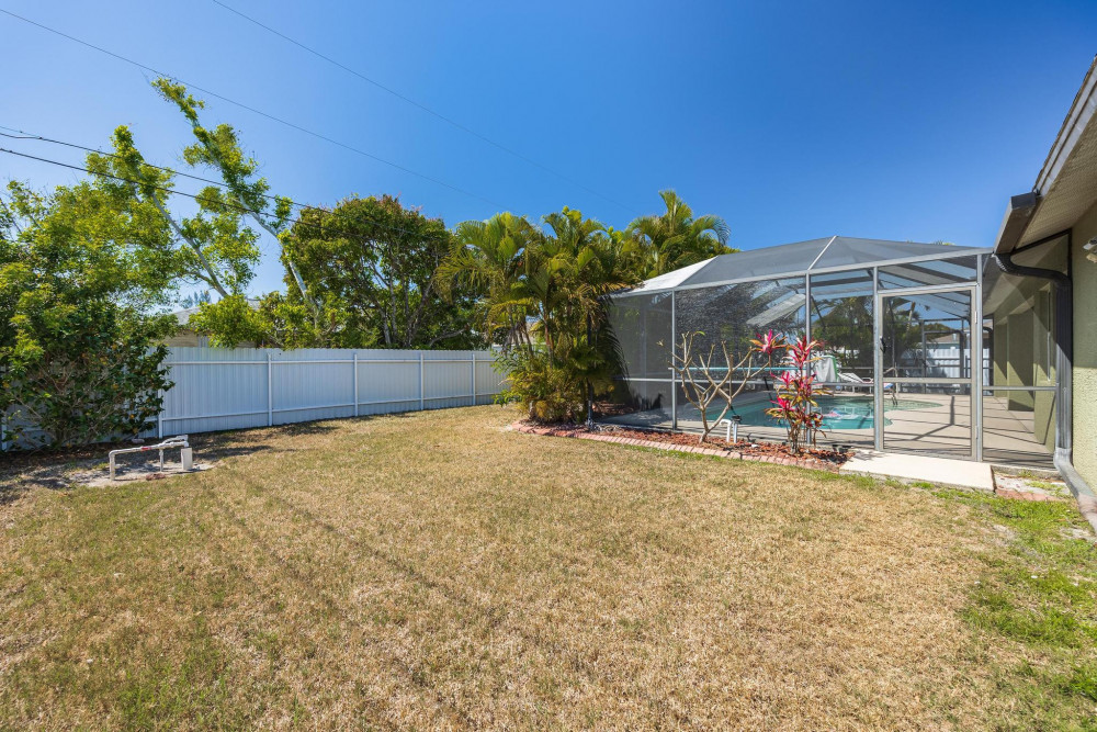 Cape Coral 573