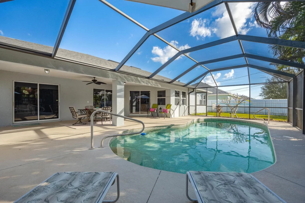 Cape Coral 573