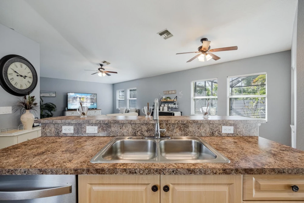 Cape Coral 573