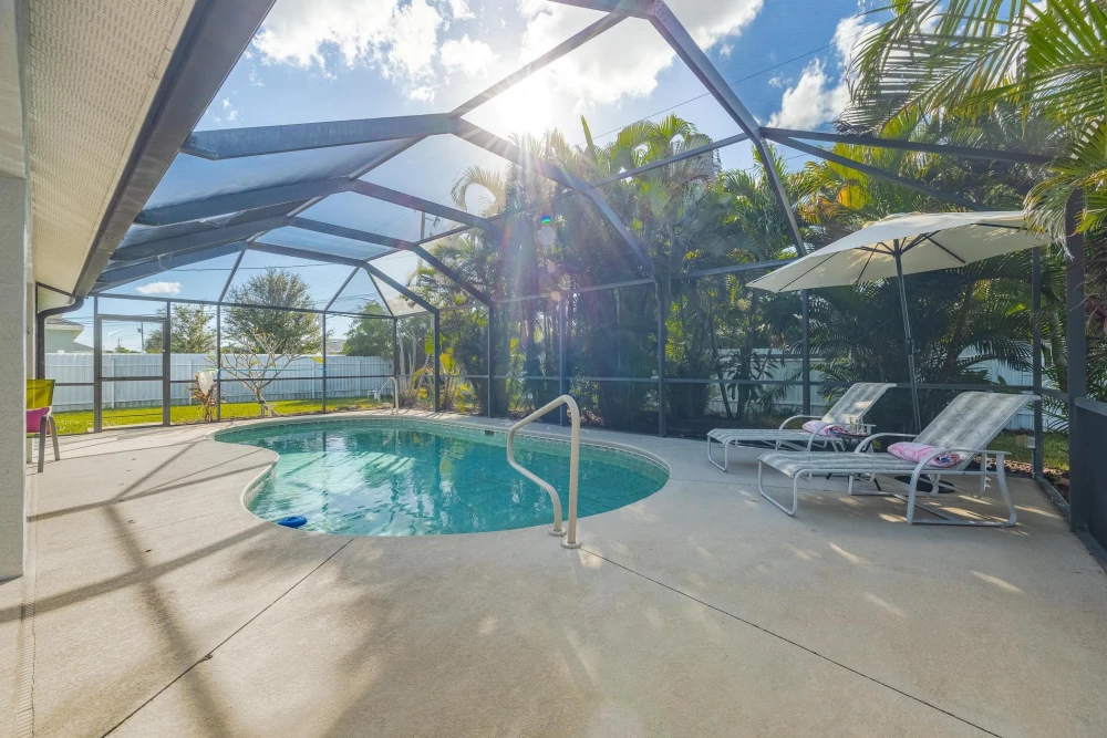 Cape Coral 573