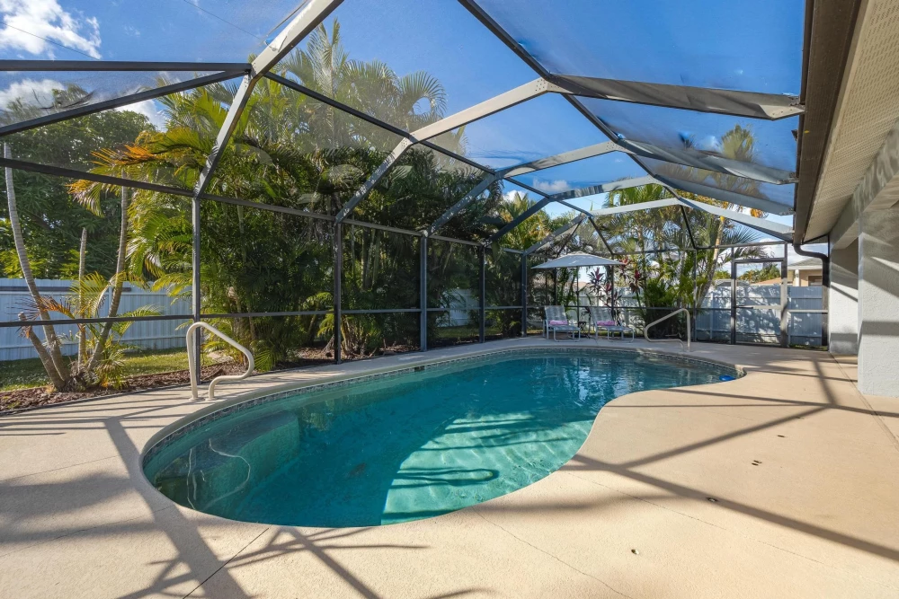 Cape Coral 573