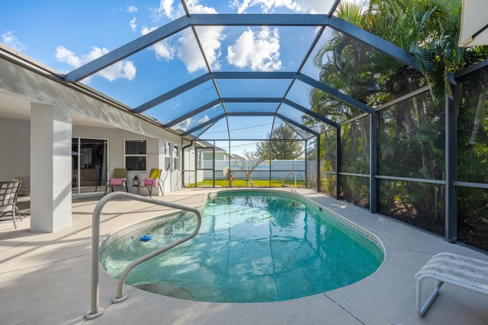 Cape Coral 573