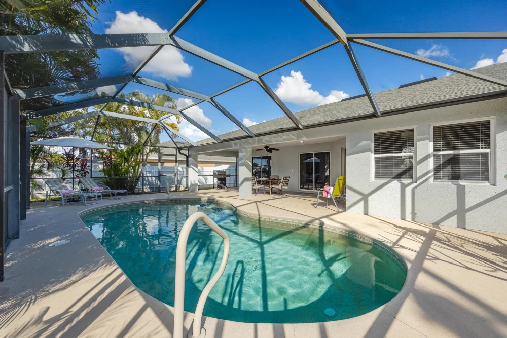 Cape Coral 573