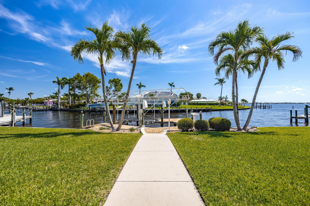Cape Coral 577