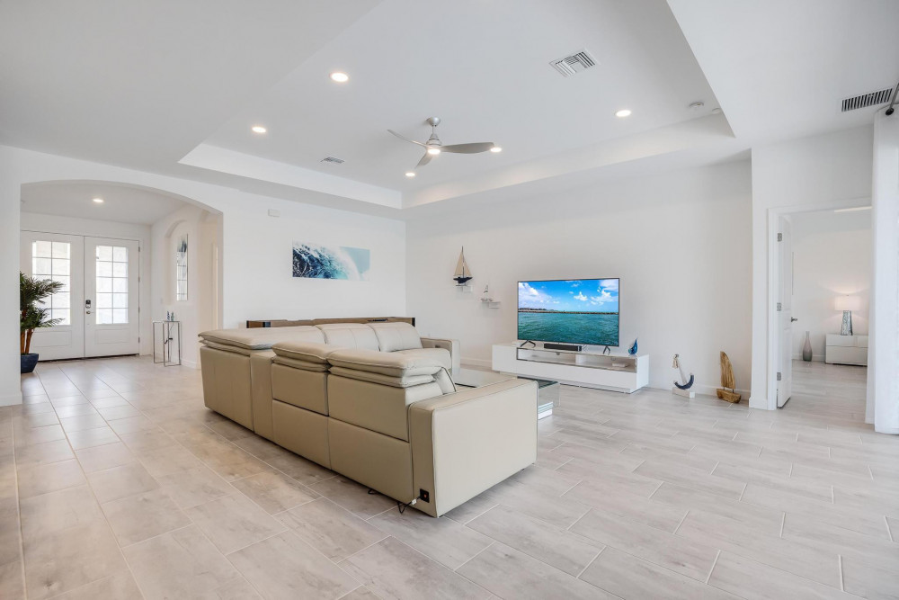 Cape Coral 523