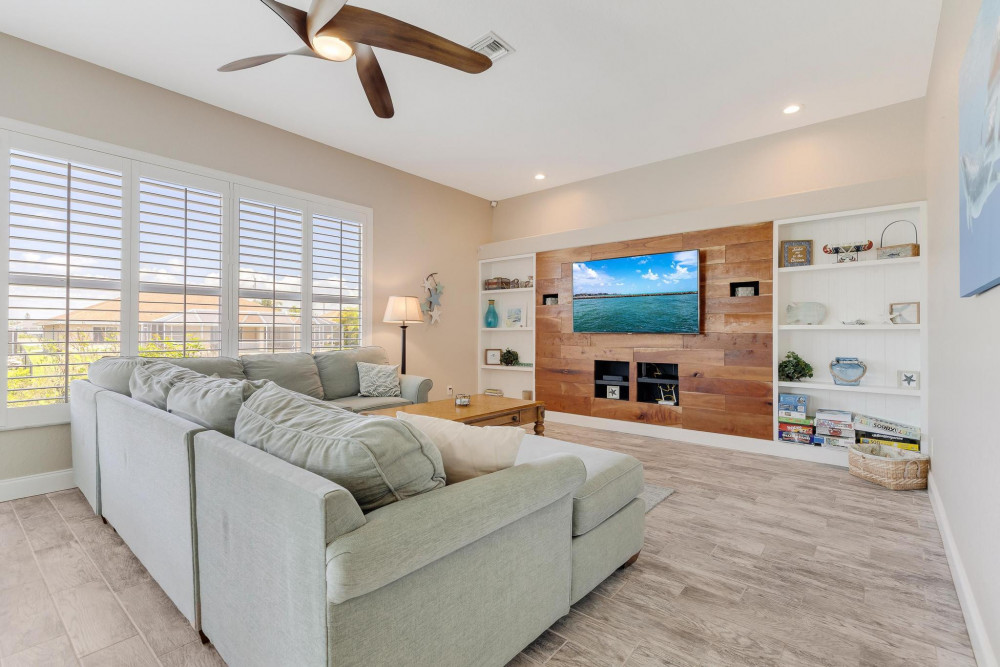 Cape Coral 545