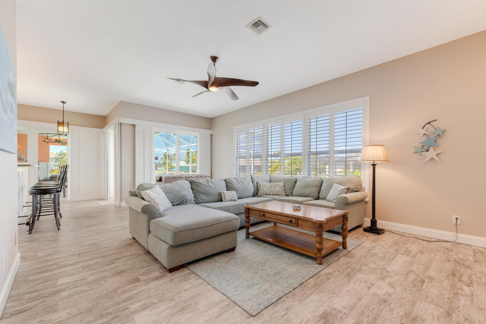 Cape Coral 545