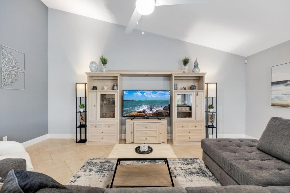 Cape Coral 453
