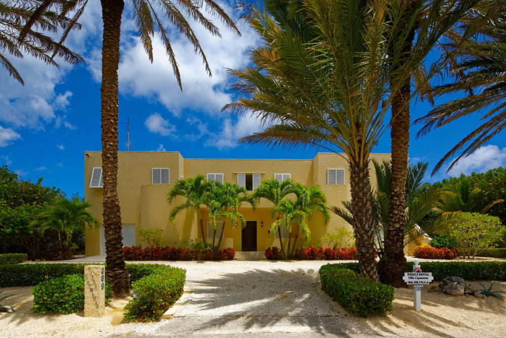 Villa Caymanas