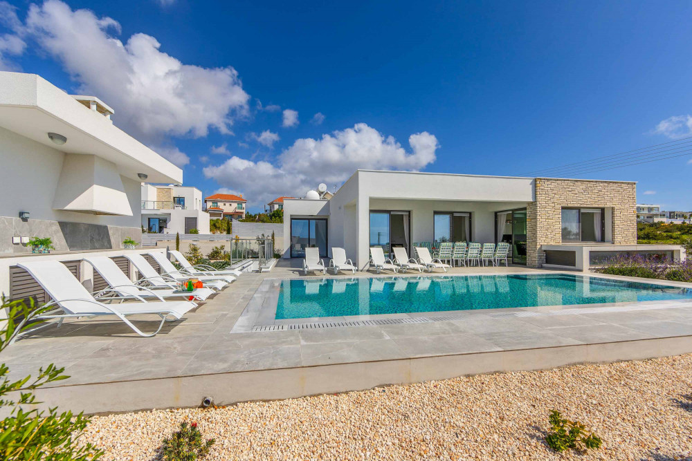 Coral Bay 1