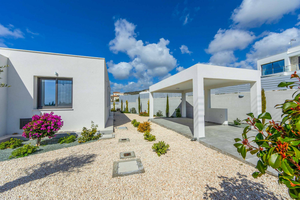 Coral Bay 1