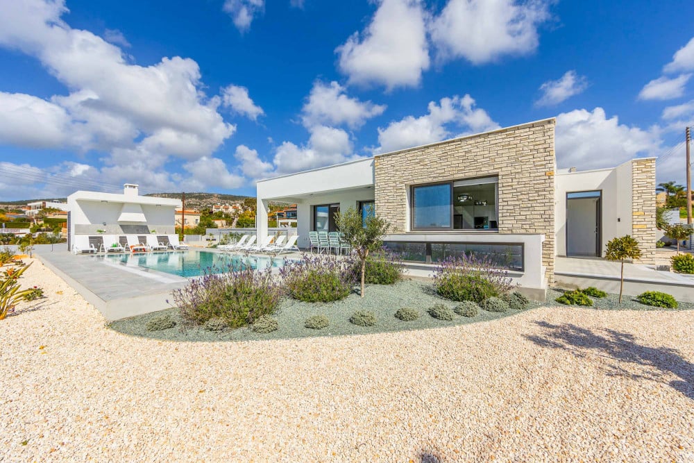Coral Bay 1