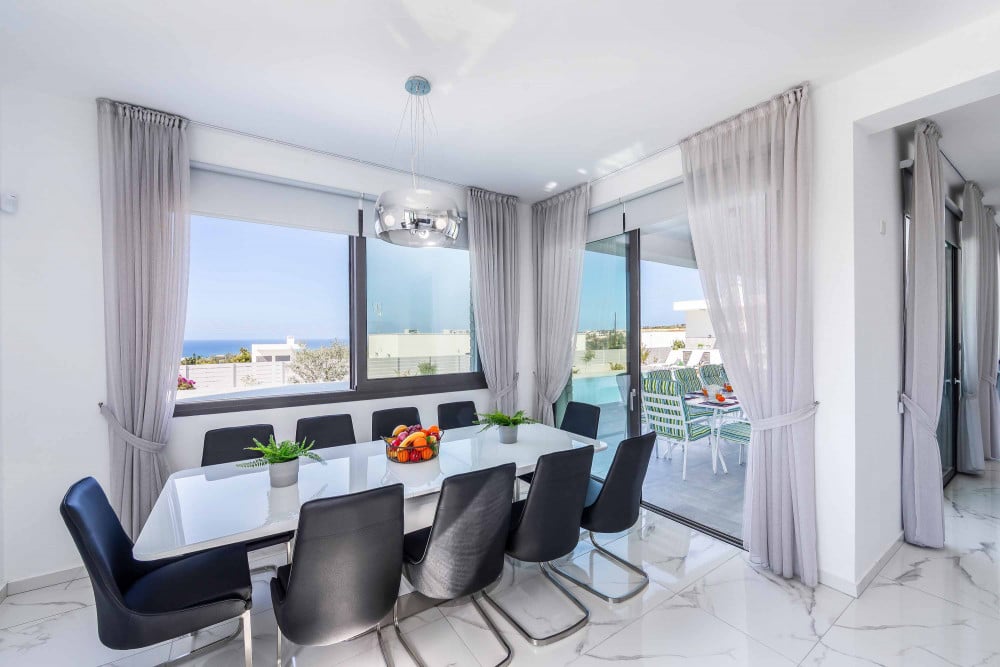 Coral Bay 1