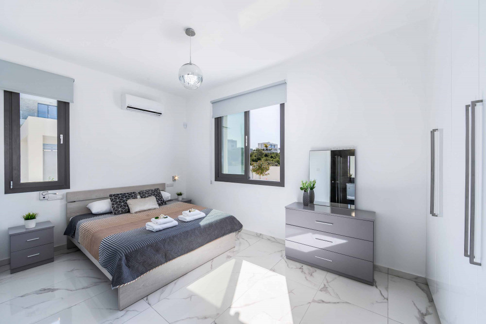 Coral Bay 1