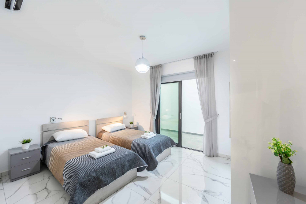 Coral Bay 1
