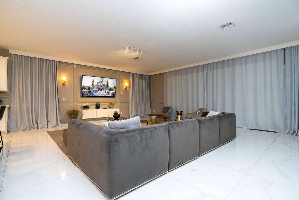 Solara Resort 408