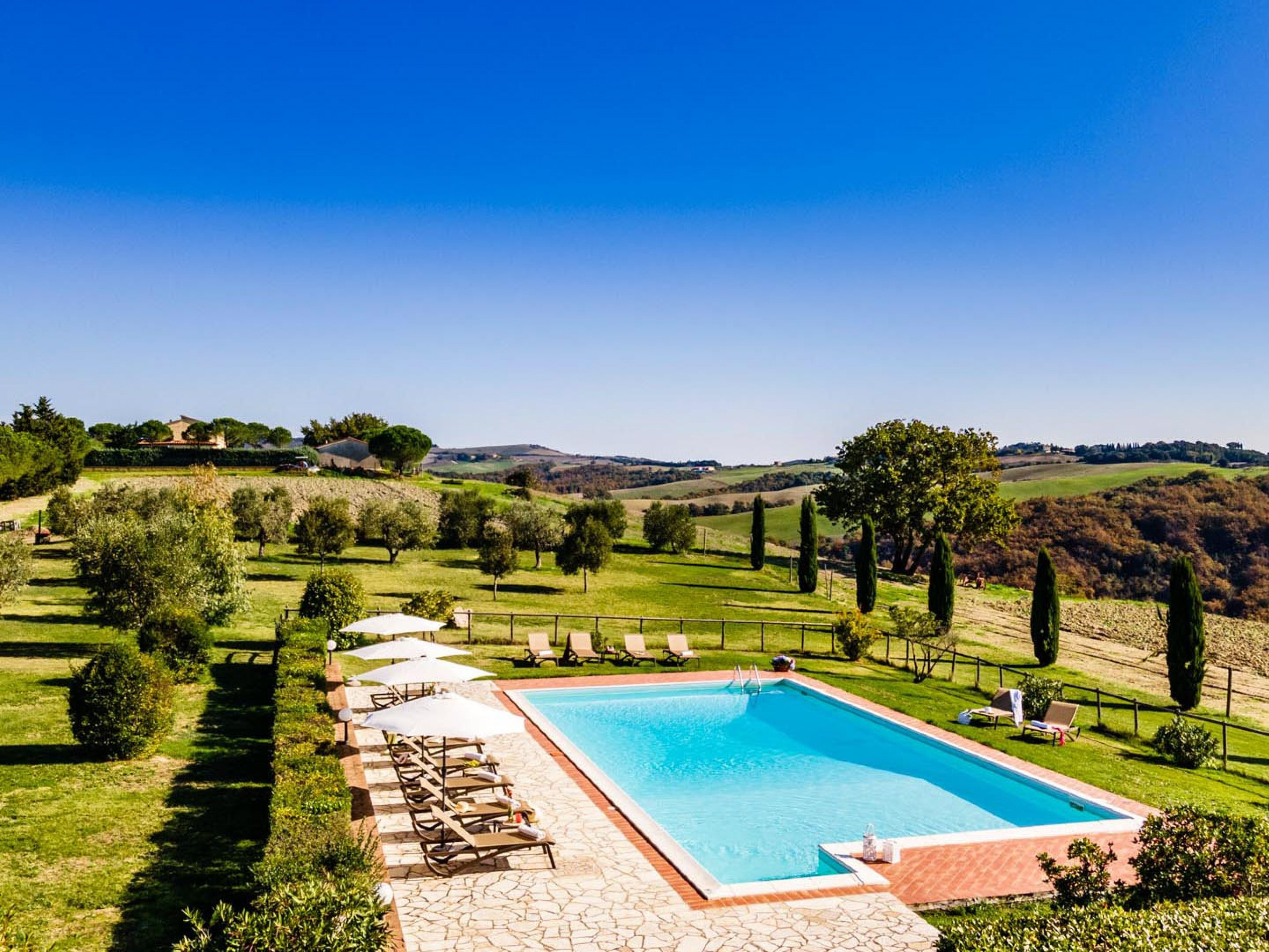 Il Poggiarellino - Pisa holiday rentals with private pools