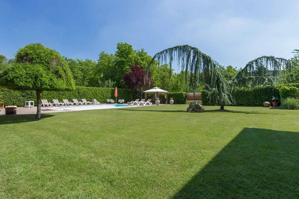 Villa Miki