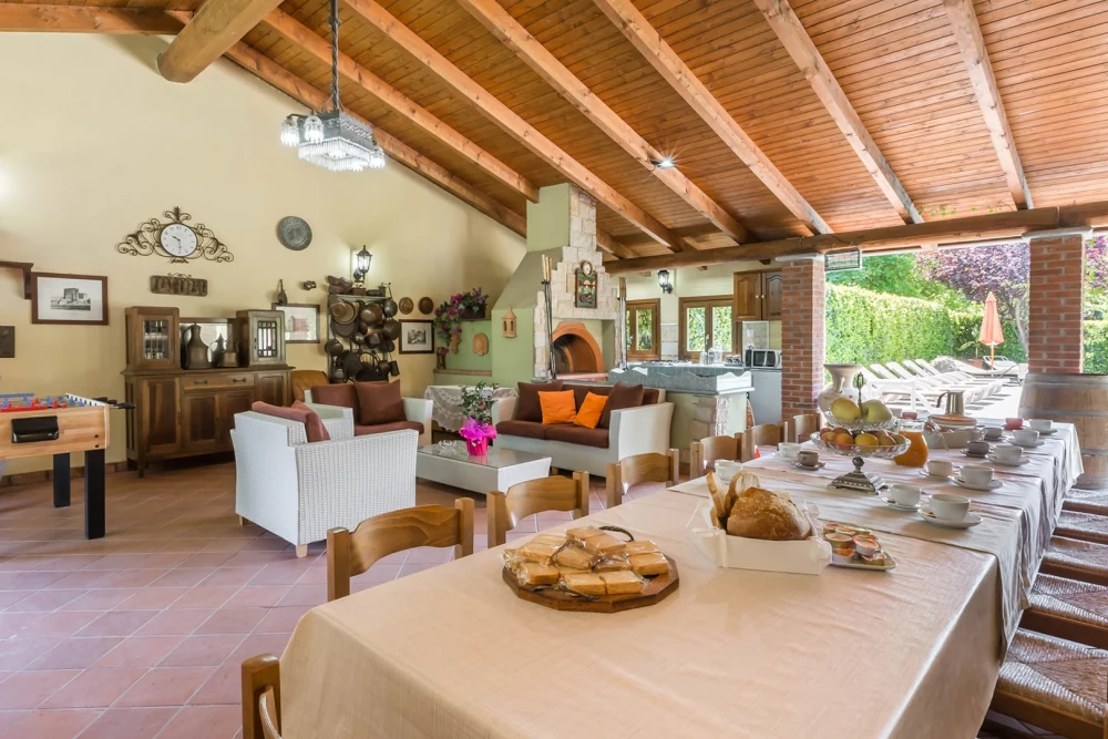 Villa Miki