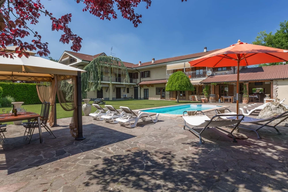 Villa Miki