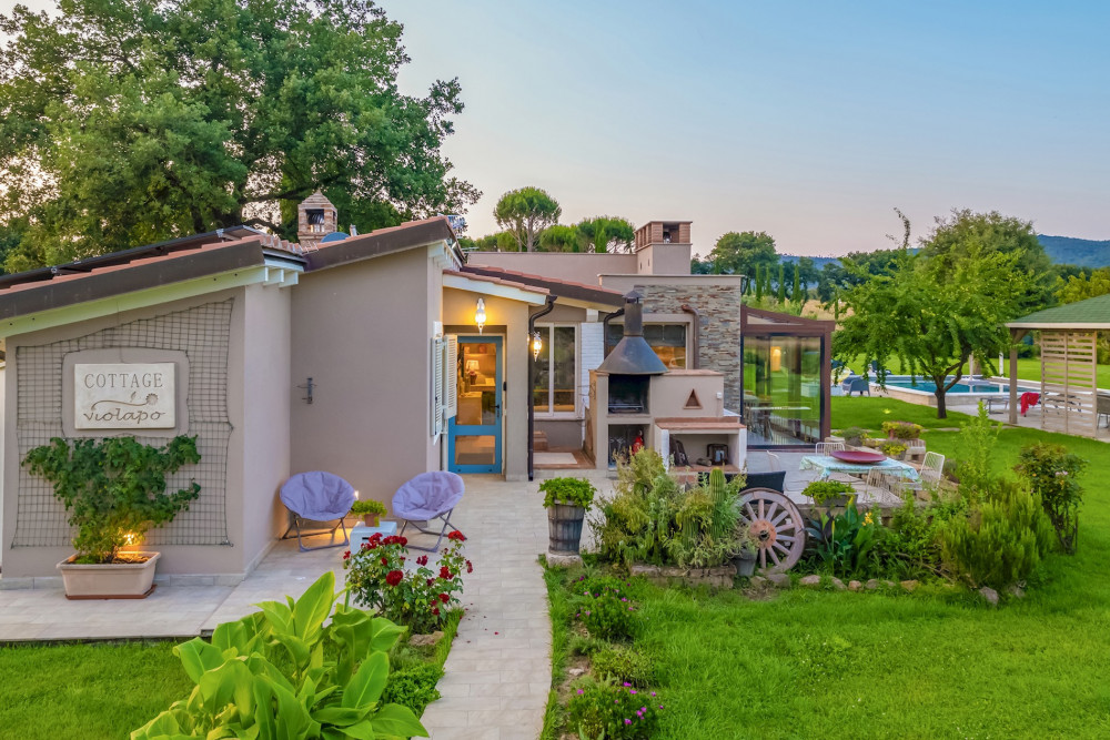 Cottage Violapo