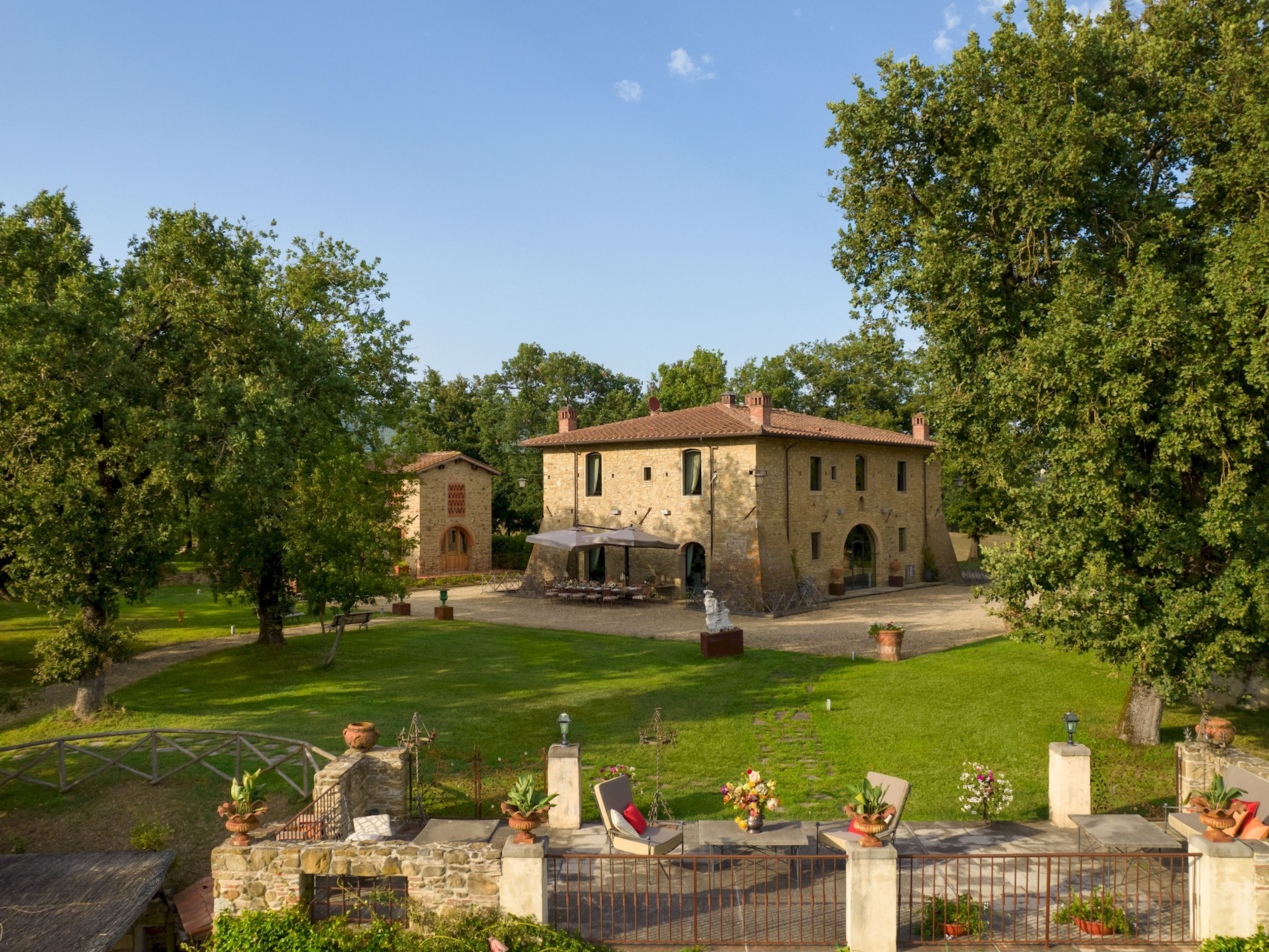 Villa Canto Alla Moraia - large villas in Tuscany