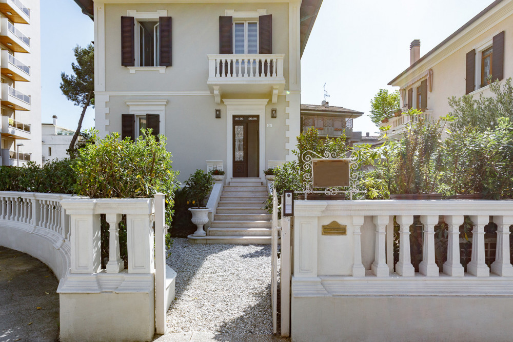 Villa Corona