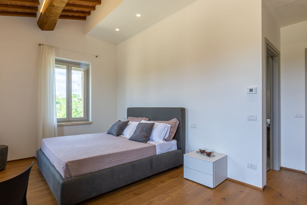 La Fonte Di Santa Regina