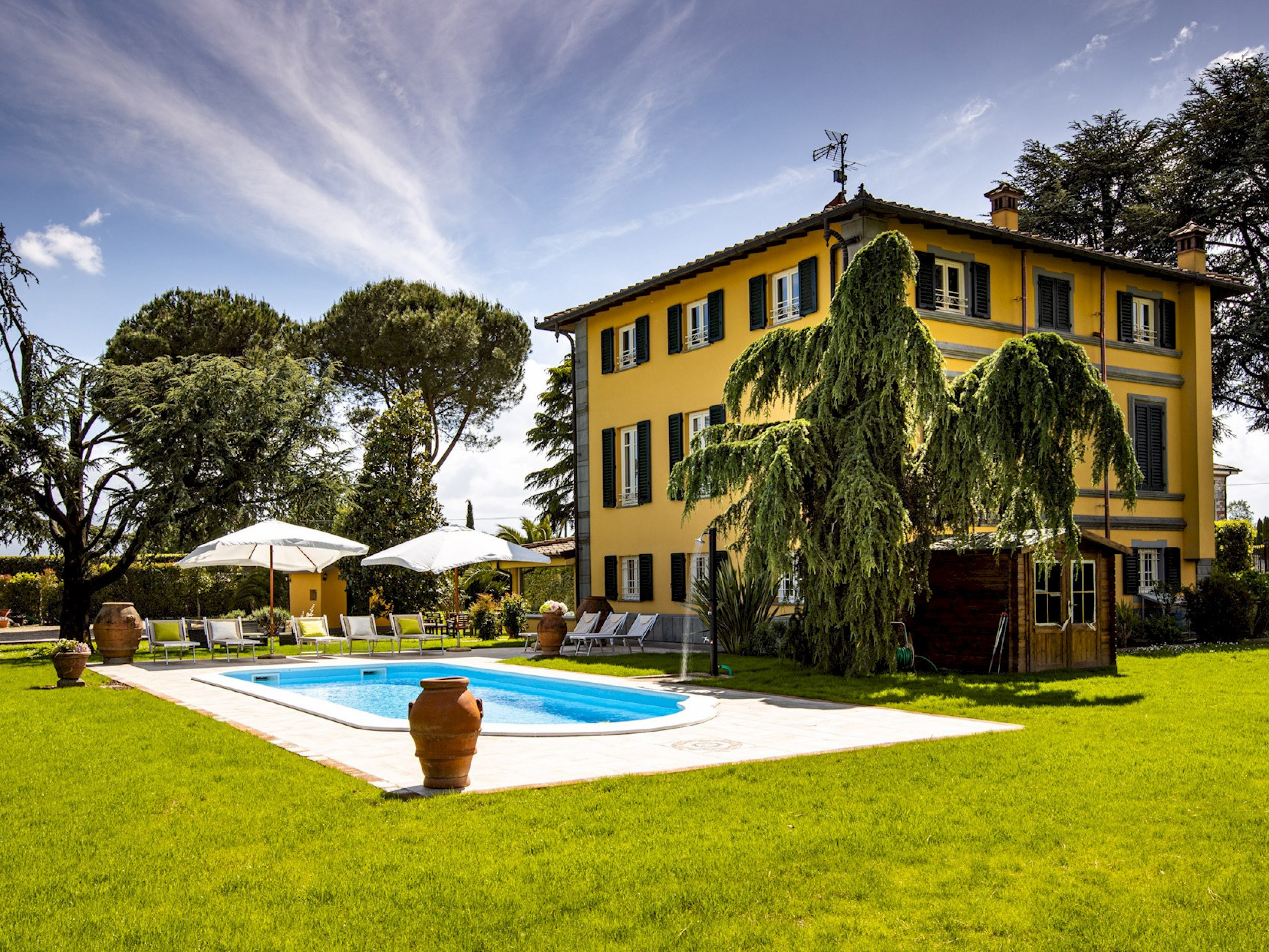 Villa Luigina 4 bedroom vacation rental