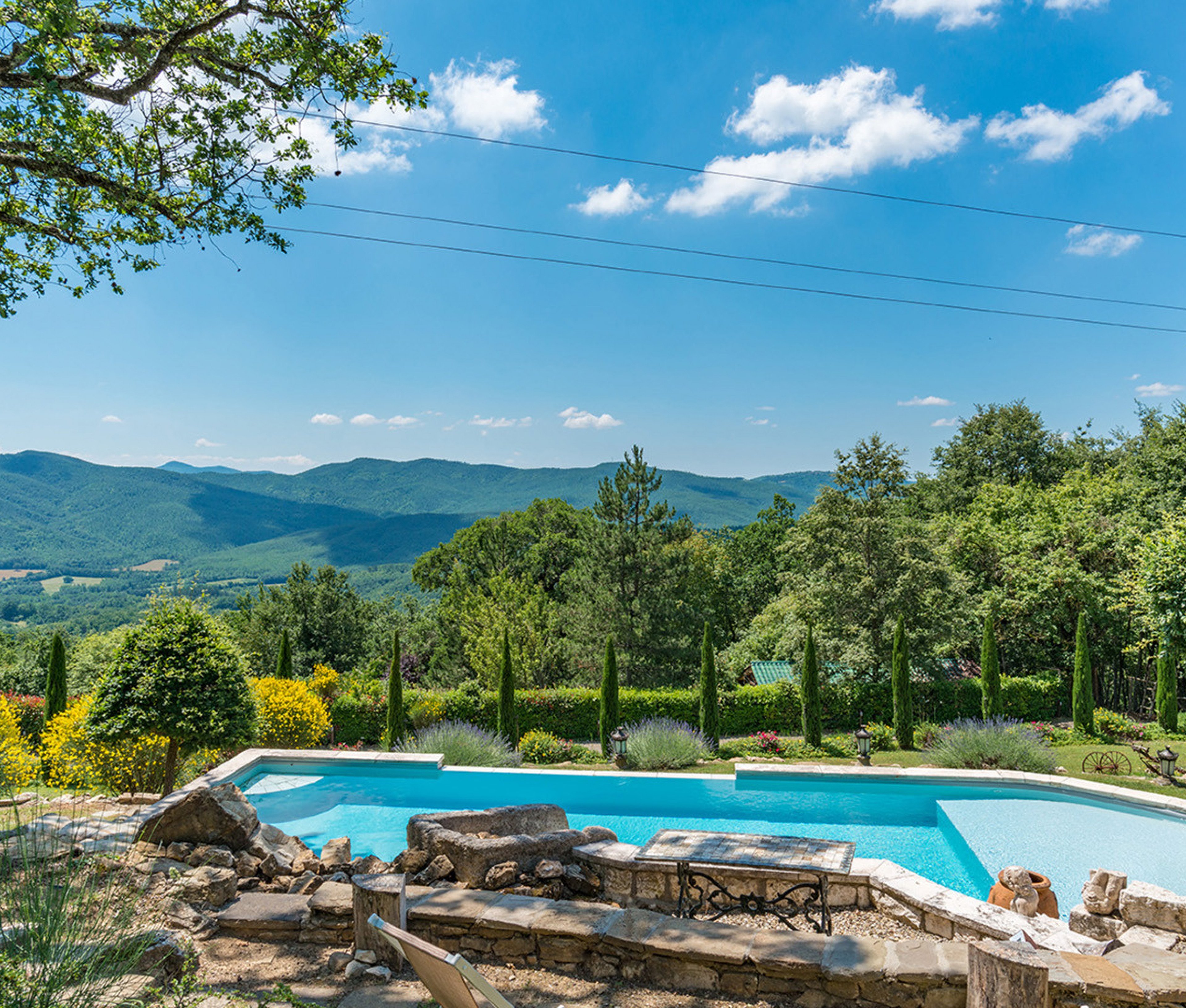 Borgo Paradiso - villas in Tuscany with pools