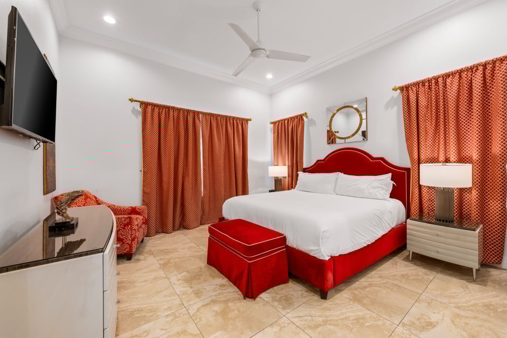 Reunion Resort 8500
