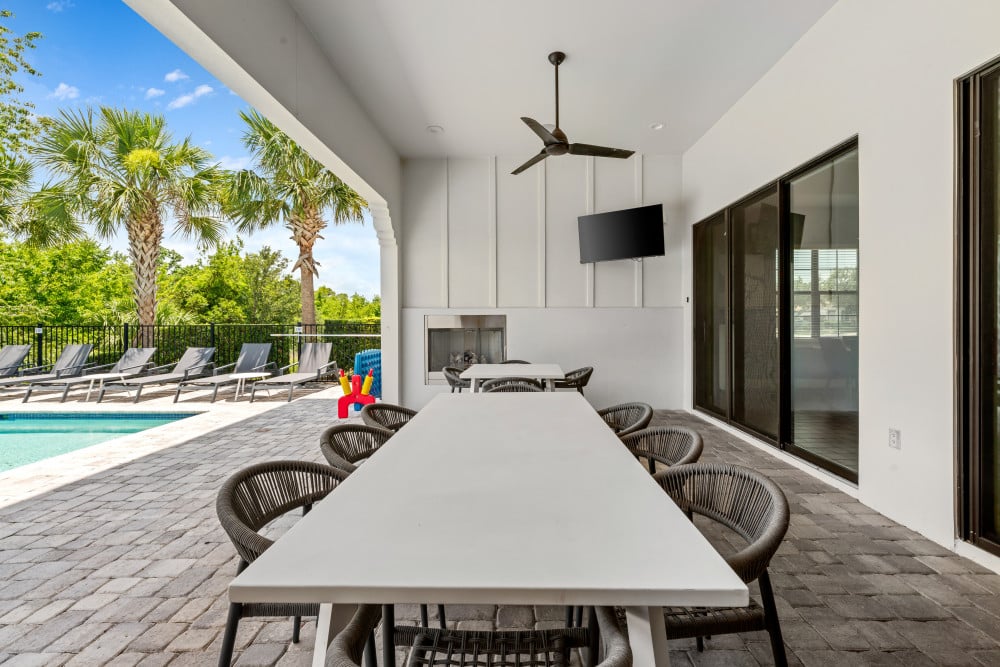 Reunion Resort 8500