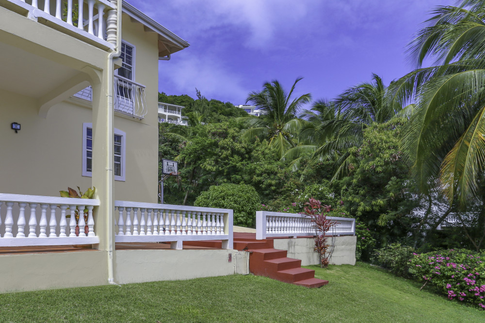 Villa Decaj (2 bedroom)