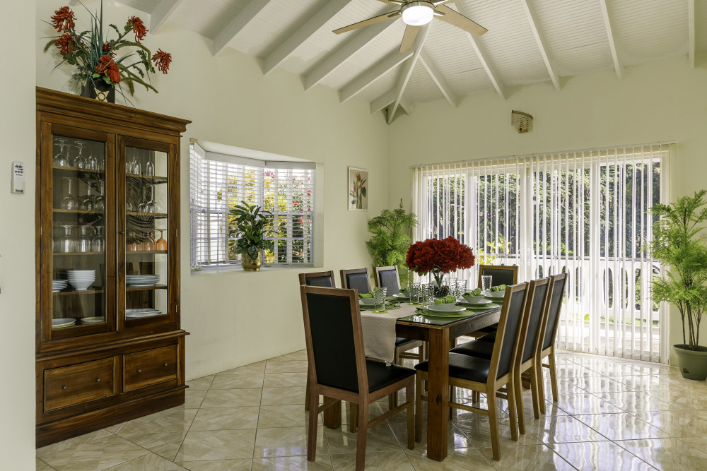 Villa Decaj (2 bedroom)