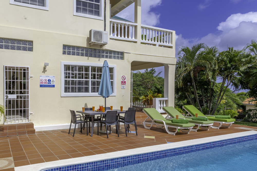 Villa Decaj (2 bedroom)