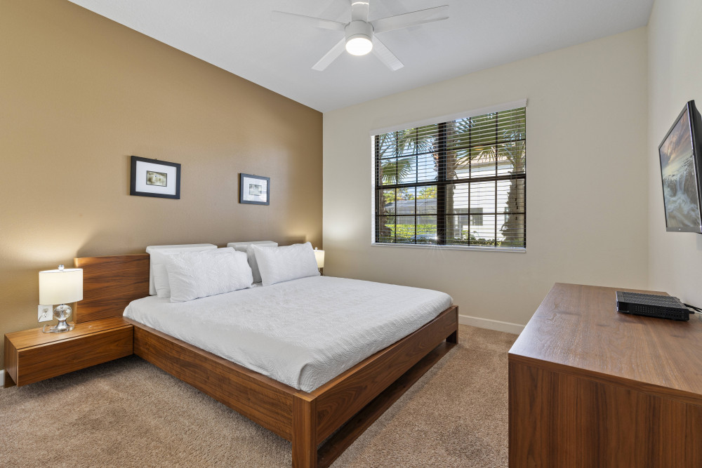 Solterra Resort 738