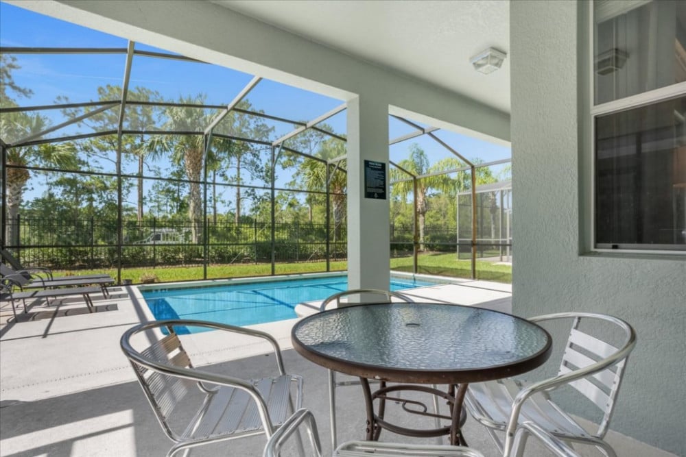 Paradise Palms Resort 372