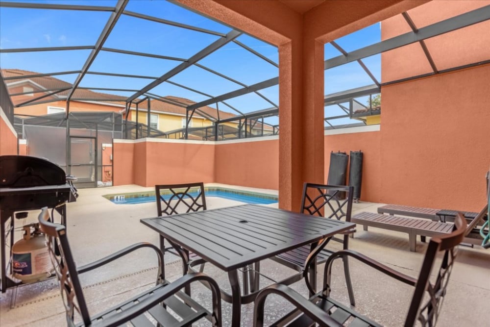 Paradise Palms Resort 370