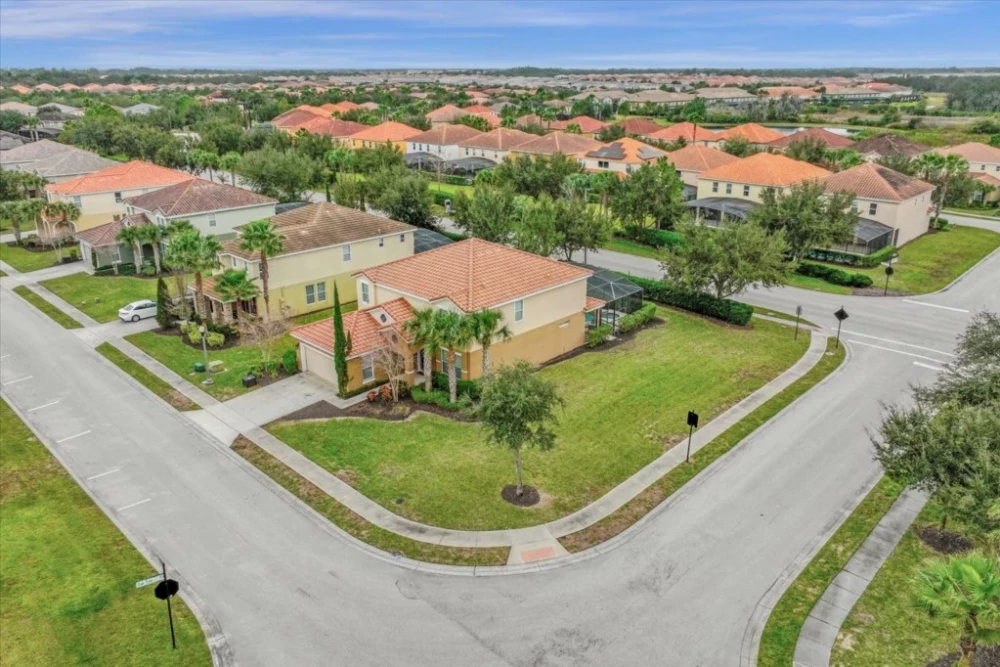 Solterra Resort 743