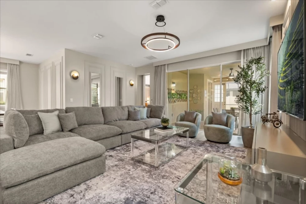 Solara Resort 484