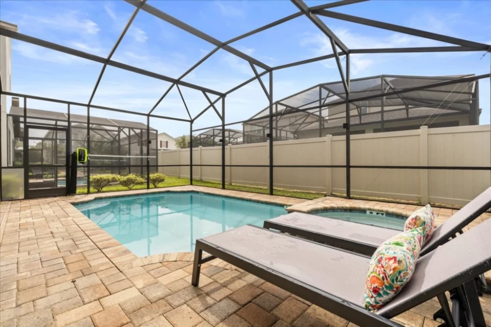 Solara Resort 484