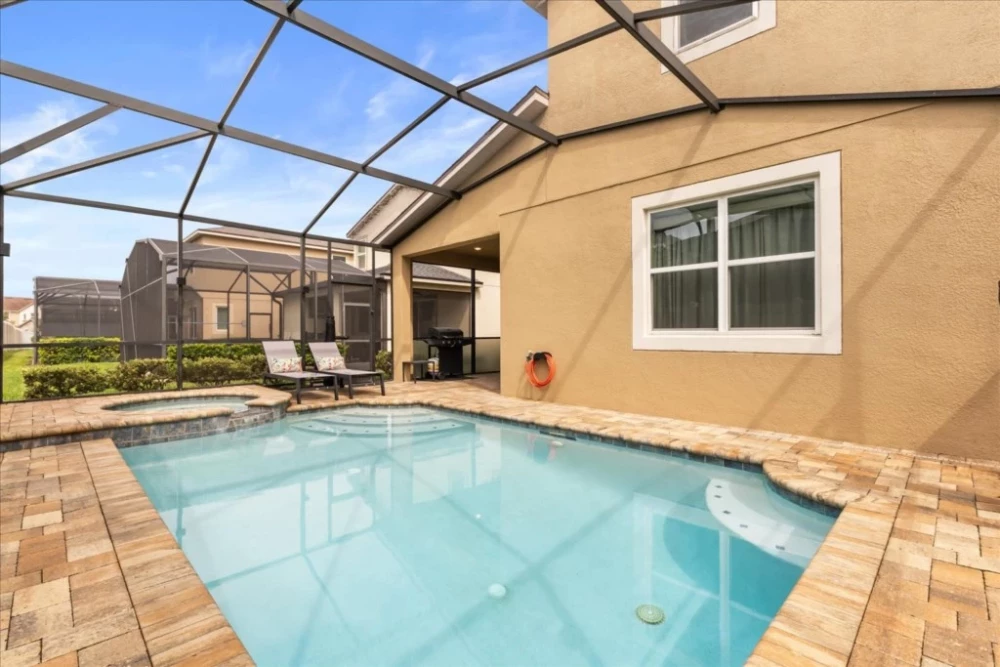 Solara Resort 484