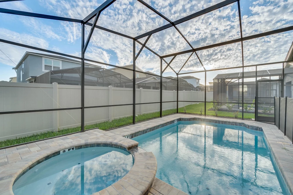 Solara Resort 489